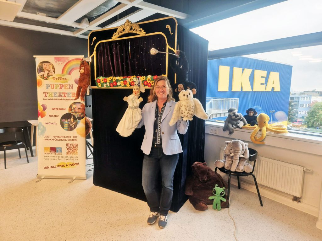 TriTra-Puppentheater-Auftritt-IKEA_Hanau
